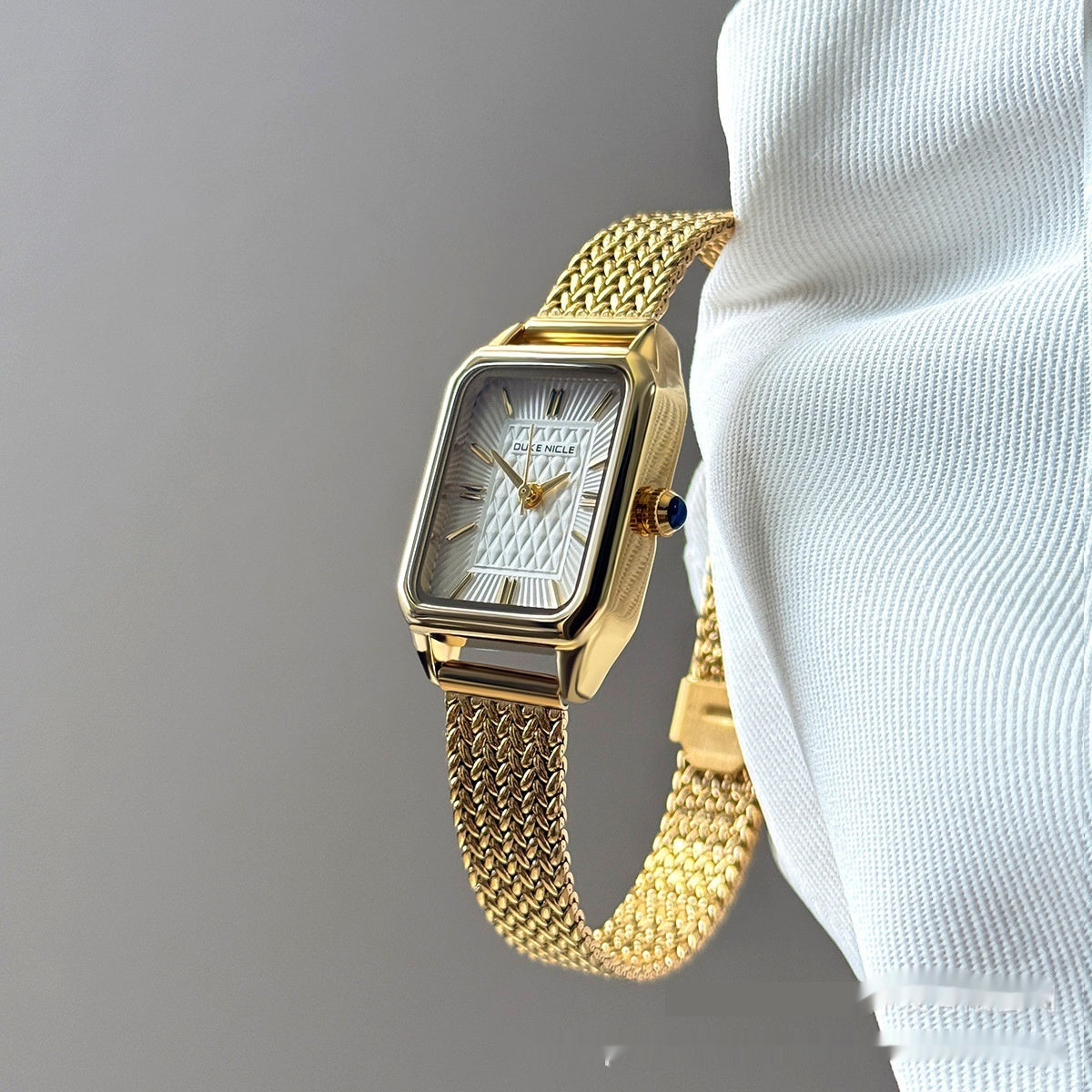 Women's Light-luxury Compact Dial watch