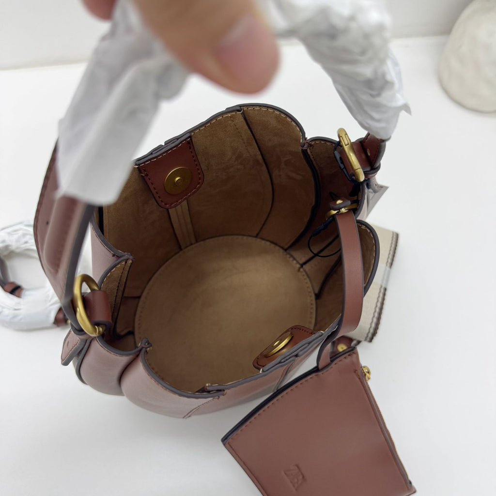 Luxury Lightweight Bucket Bag