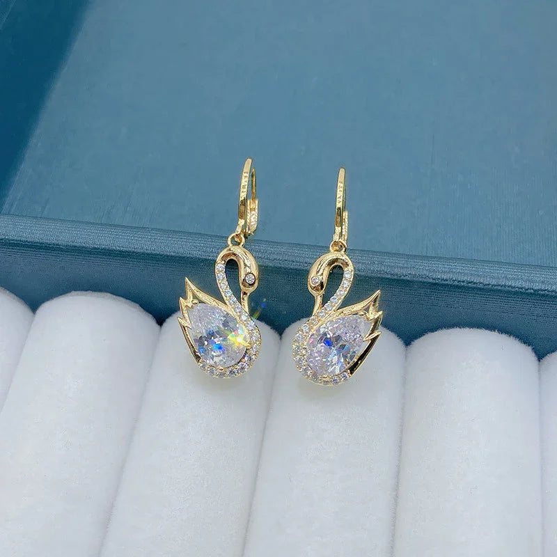 Little Swan Ultra Sparkling Water Diamond Earrings